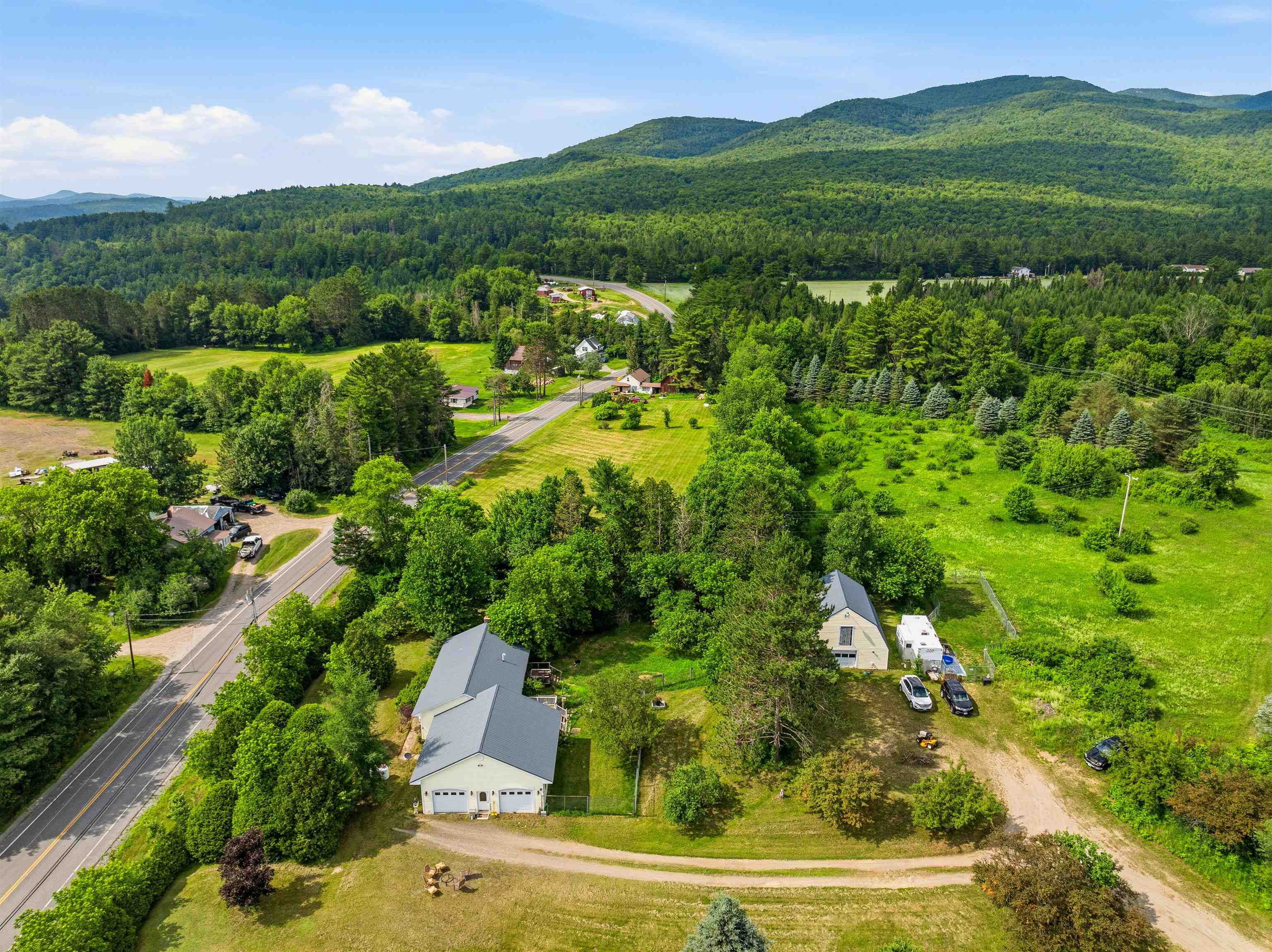 11 Mountain View Road Stratford, NH 03590 - Photo 32 of 40