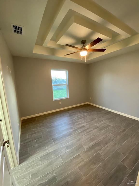 5206 Murillo Street, Unit 3 Edinburg, TX 78542 - Photo 7 of 9 a view of an empty room