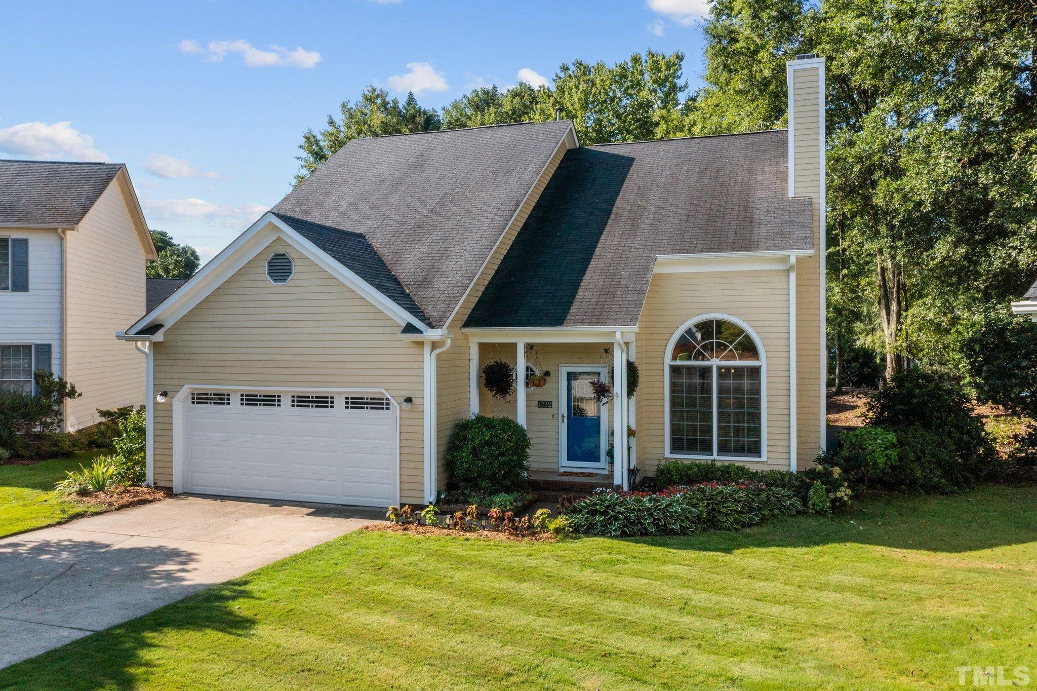 1712 Chadstone Court Raleigh, NC 27615 - Photo 3 of 35 Gallery Image 3