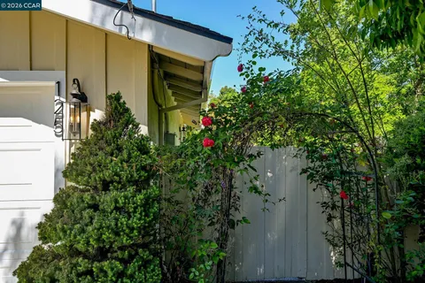 $1,449,000 | 125 Baja Lane, Walnut Creek, CA 94595