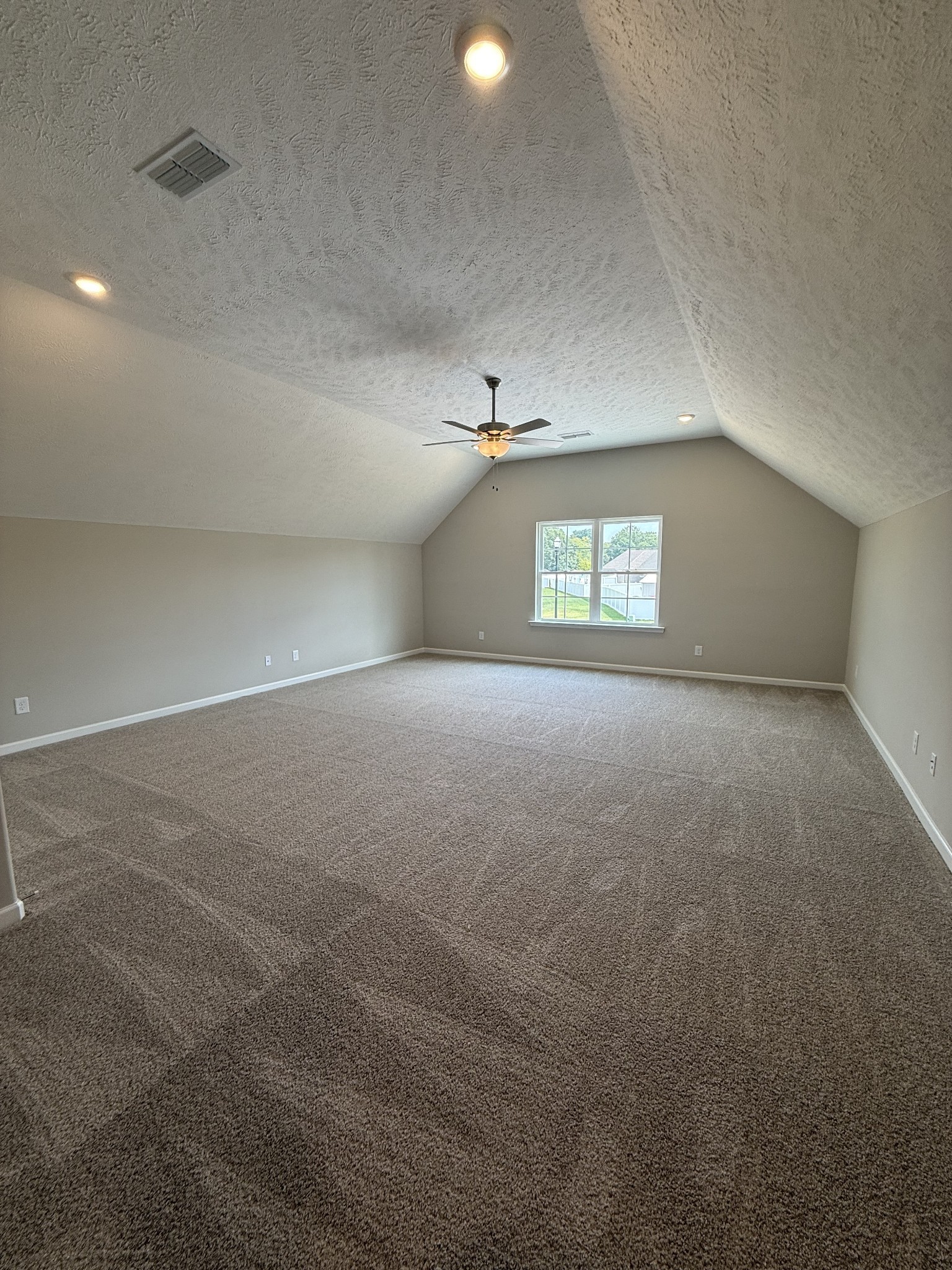 31 Spring House Drive Manchester, TN 37355 - Photo 27 of 32 a view of an empty room with a window