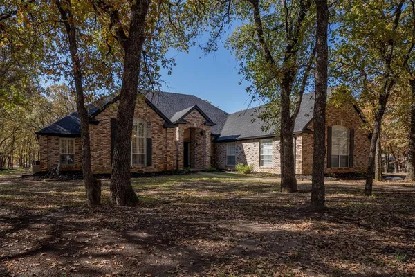 $449,500 | 230 River Oaks, Combine, TX 75159