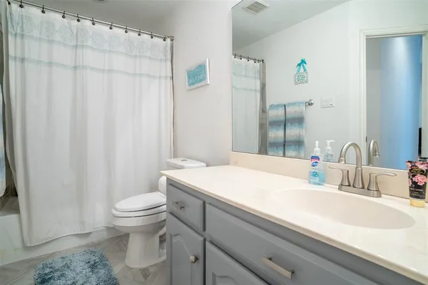 $449,500 | 230 River Oaks, Combine, TX 75159