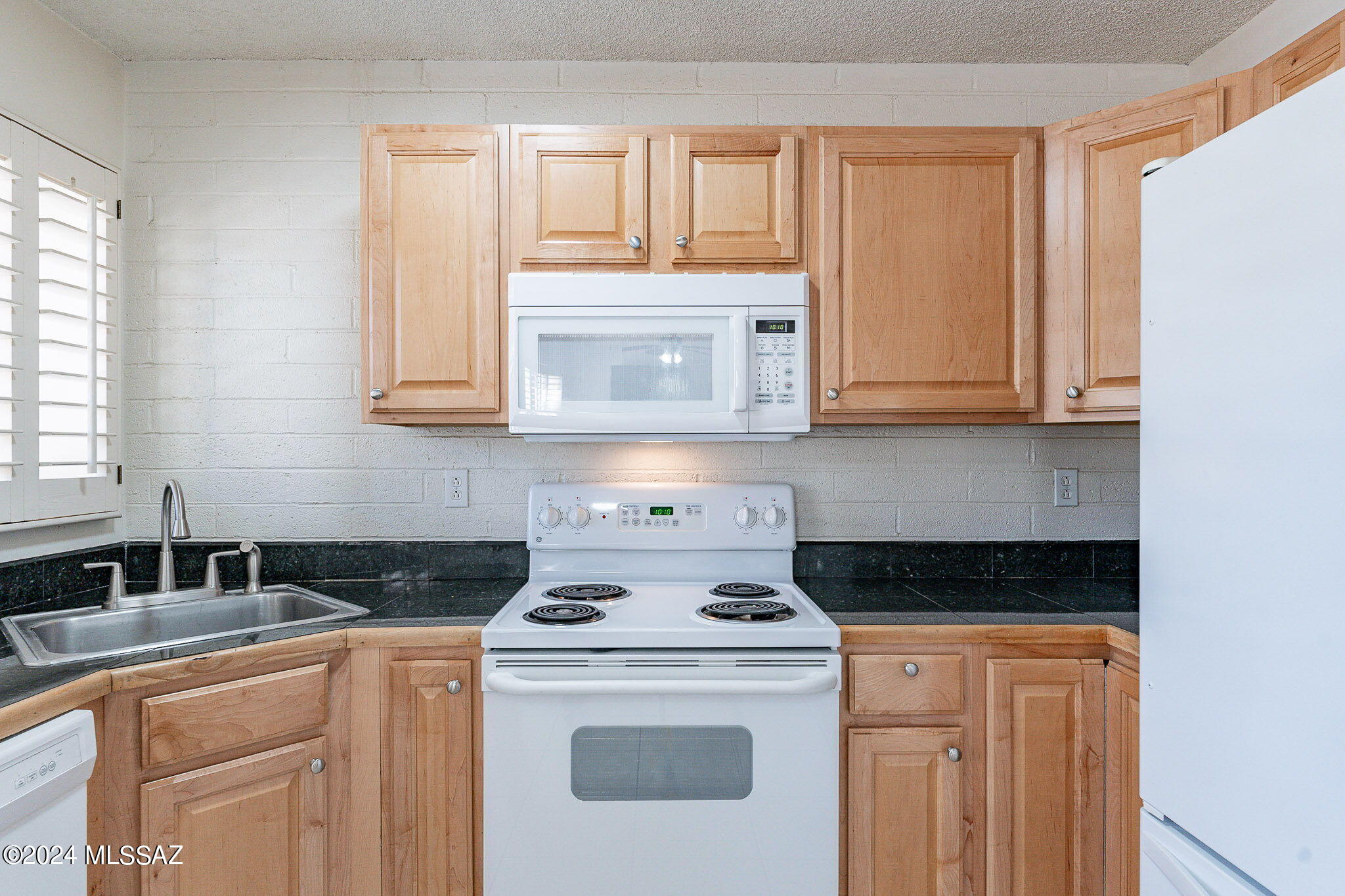 5901 North Oracle Road, Unit 26 Tucson, AZ 85704 - Photo 7 of 19 Gallery Image 7