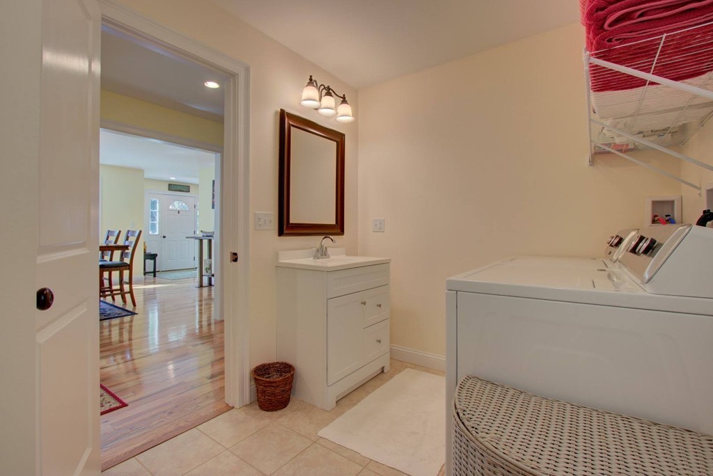 199 Walton Road Seabrook, NH 03874 - Photo 9 of 19 Gallery Image 9