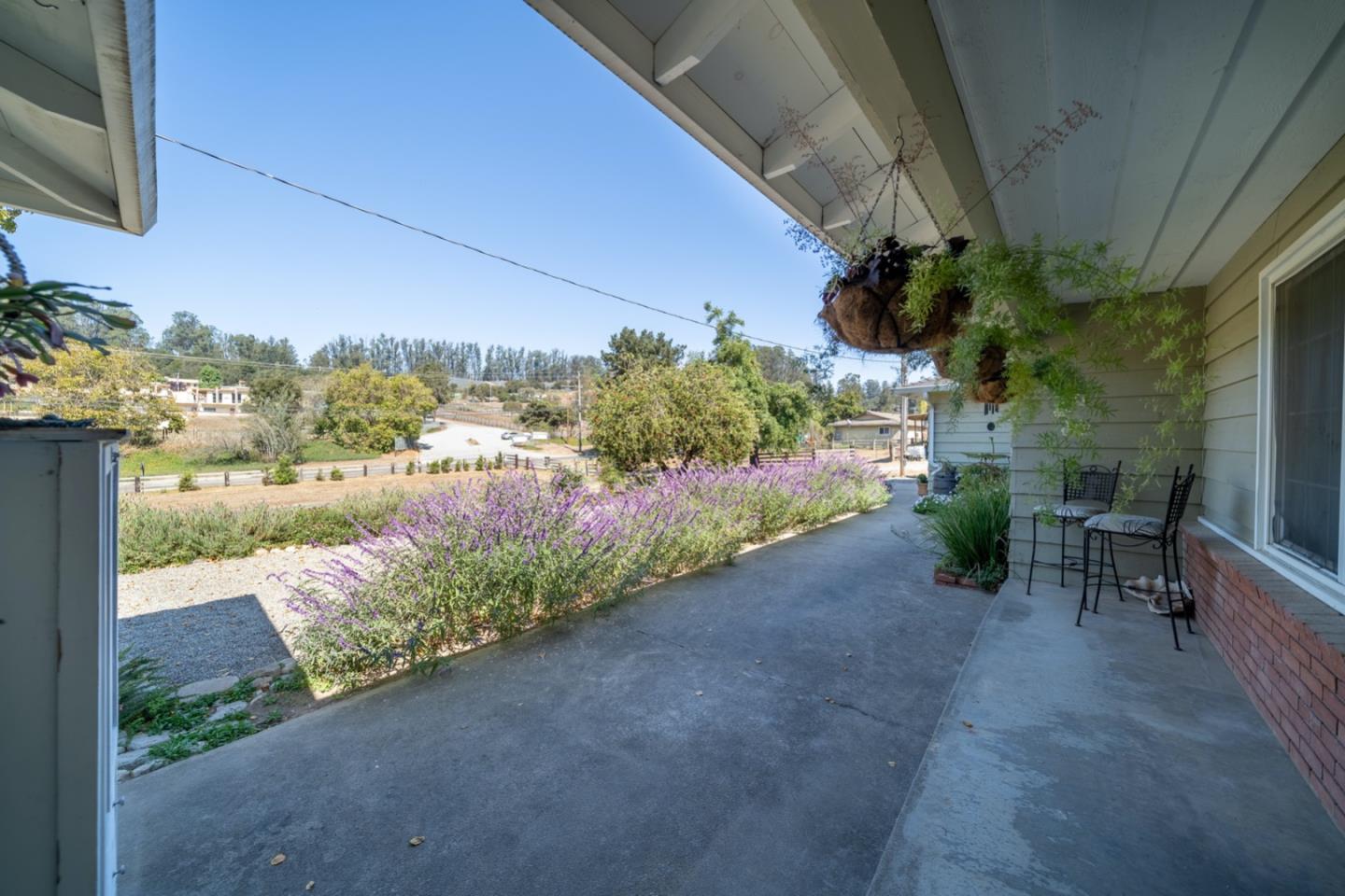 148 Echo Valley Road Prunedale, CA 93907 - Photo 9 of 45 Gallery Image 9