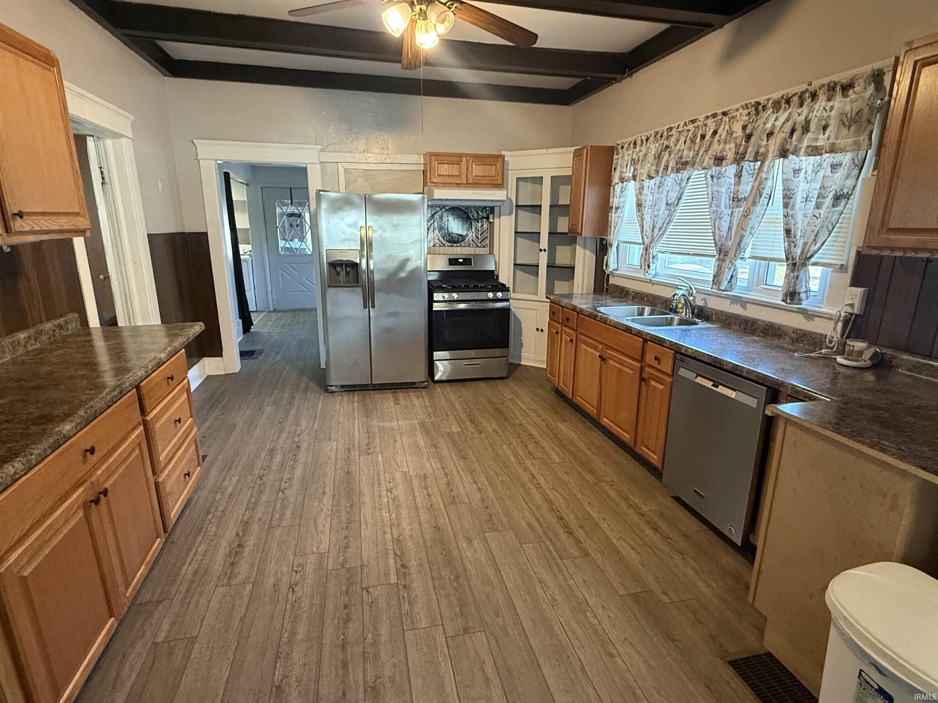 330 16th Street Logansport, IN 46947 - Photo 3 of 7