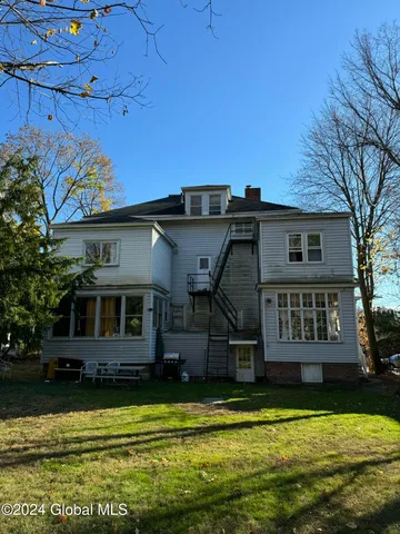 $299,900 | 7 Collins Avenue, Troy, NY 12180