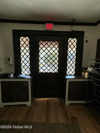 $299,900 | 7 Collins Avenue, Troy, NY 12180