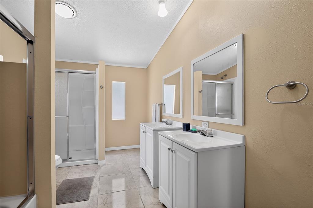 102 3rd Street Lady Lake, FL 32159 - Photo 20 of 30