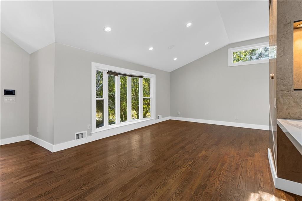 2116 Strasburg Court Atlanta, GA 30338 - Photo 5 of 59