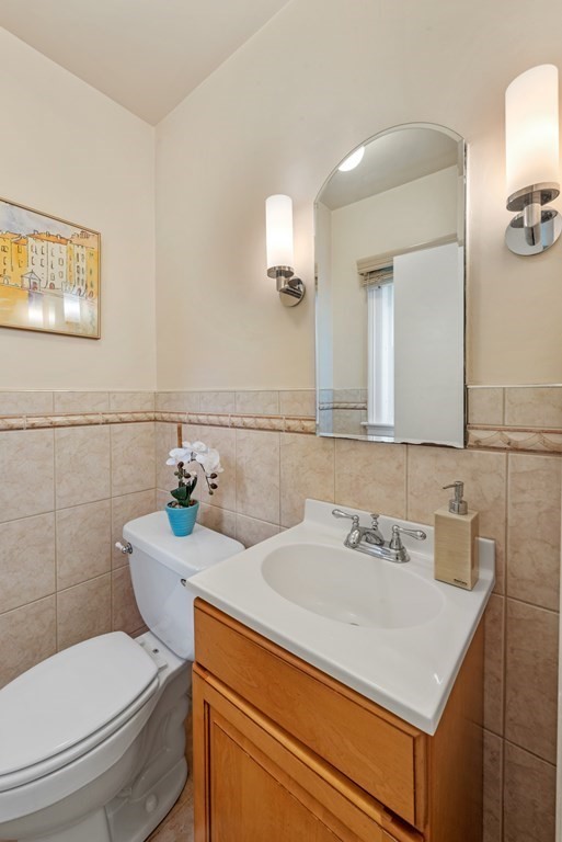 12 Glendale Road Marblehead, MA 01945 - Photo 14 of 24