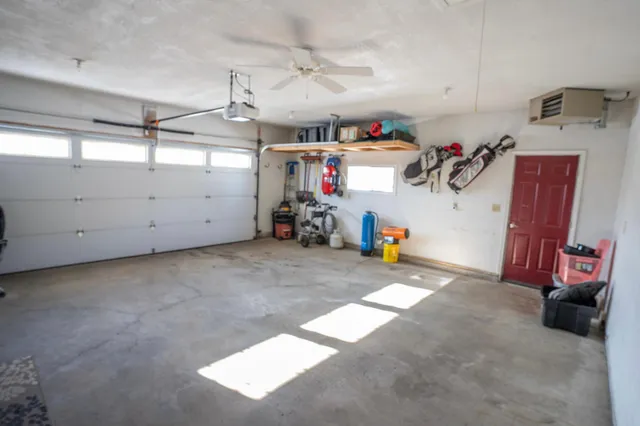 $350,000 | 210 8th Avenue Northwest, Plainview, MN 55964