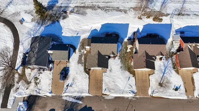 $350,000 | 210 8th Avenue Northwest, Plainview, MN 55964