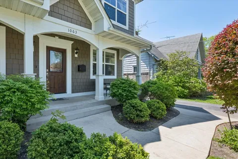 $1,100,000 | 1063 Osterman Avenue, Deerfield, IL 60015