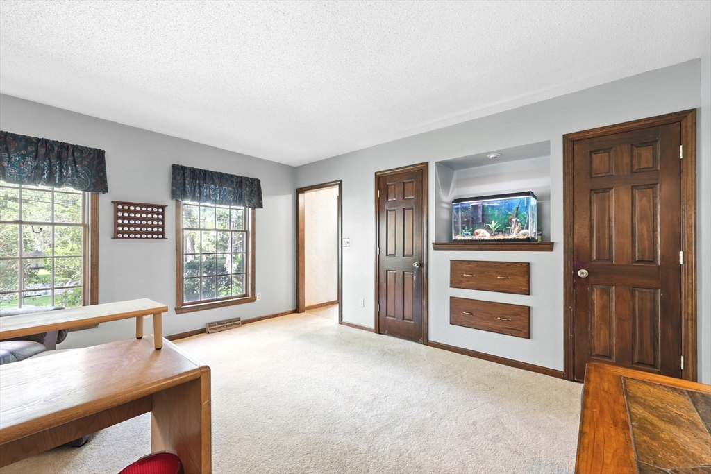 2 Cedar Oak Drive Wilbraham, MA 01095 - Photo 19 of 42