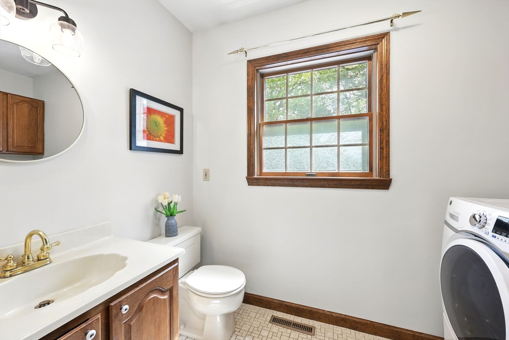 2 Cedar Oak Drive Wilbraham, MA 01095 - Photo 20 of 42