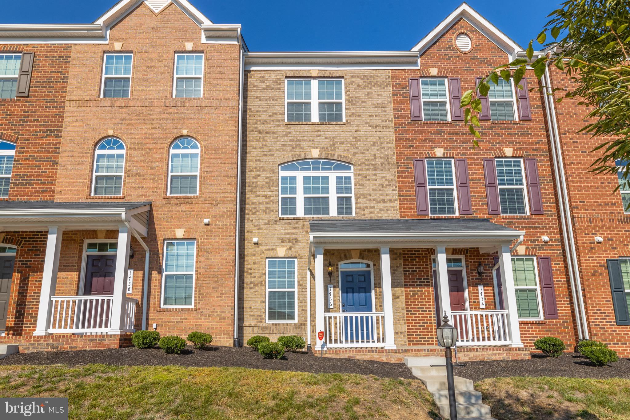 1736 Featherstone Road Woodbridge, VA 22191 - Photo 1 of 34 Gallery Image 1