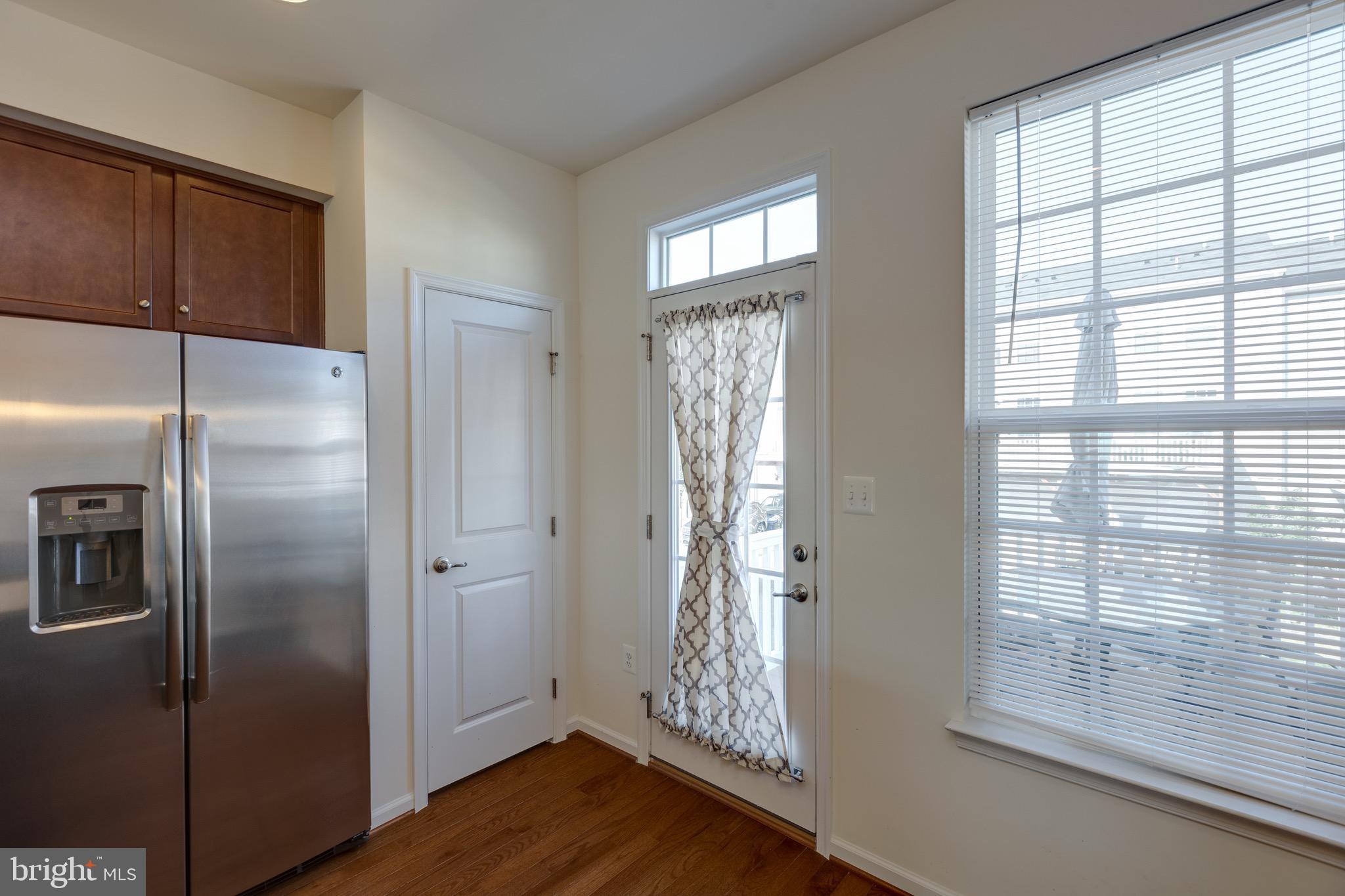 1736 Featherstone Road Woodbridge, VA 22191 - Photo 12 of 34 Gallery Image 12