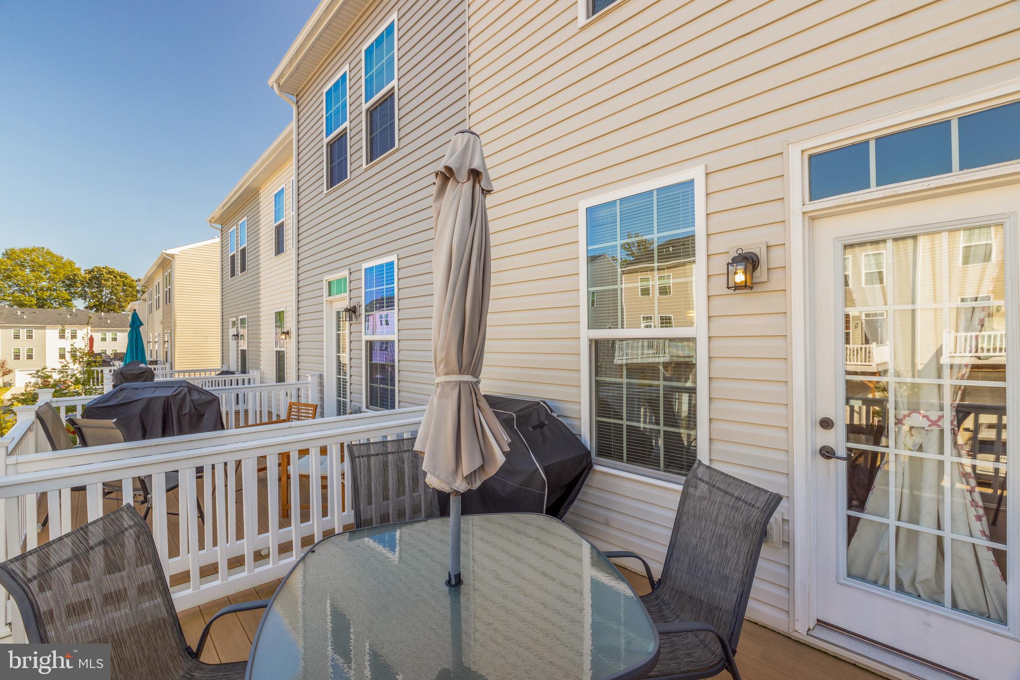 1736 Featherstone Road Woodbridge, VA 22191 - Photo 32 of 34 Gallery Image 32