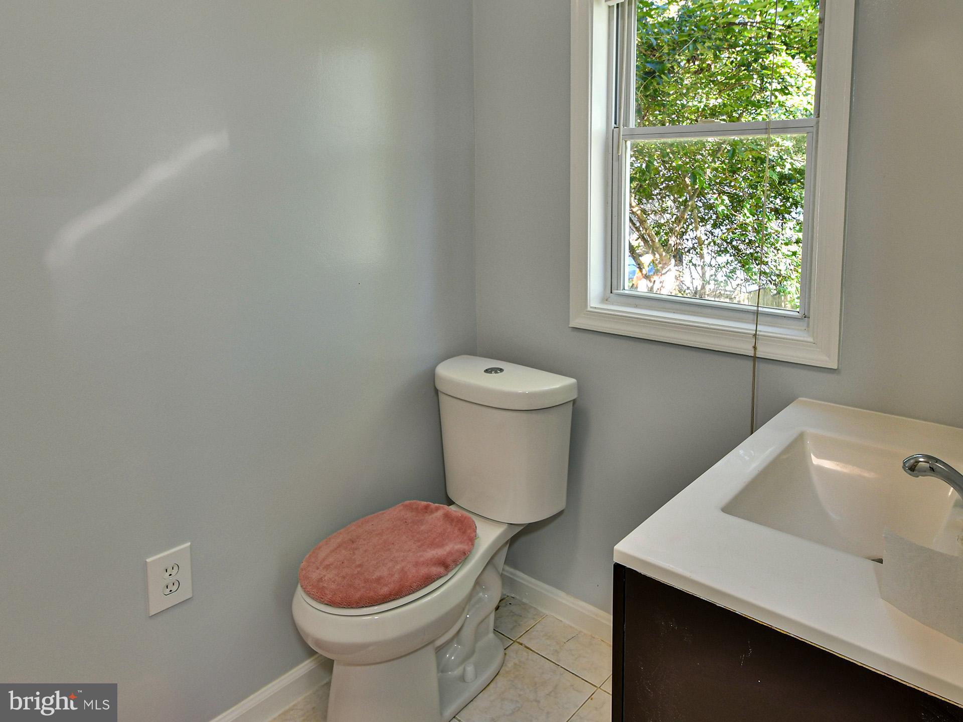8407 Navahoe Drive Silver Spring, MD 20903 - Photo 14 of 33 Gallery Image 14