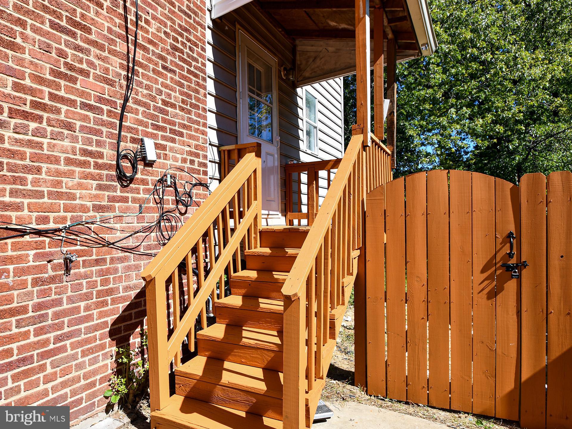 8407 Navahoe Drive Silver Spring, MD 20903 - Photo 3 of 33 Gallery Image 3