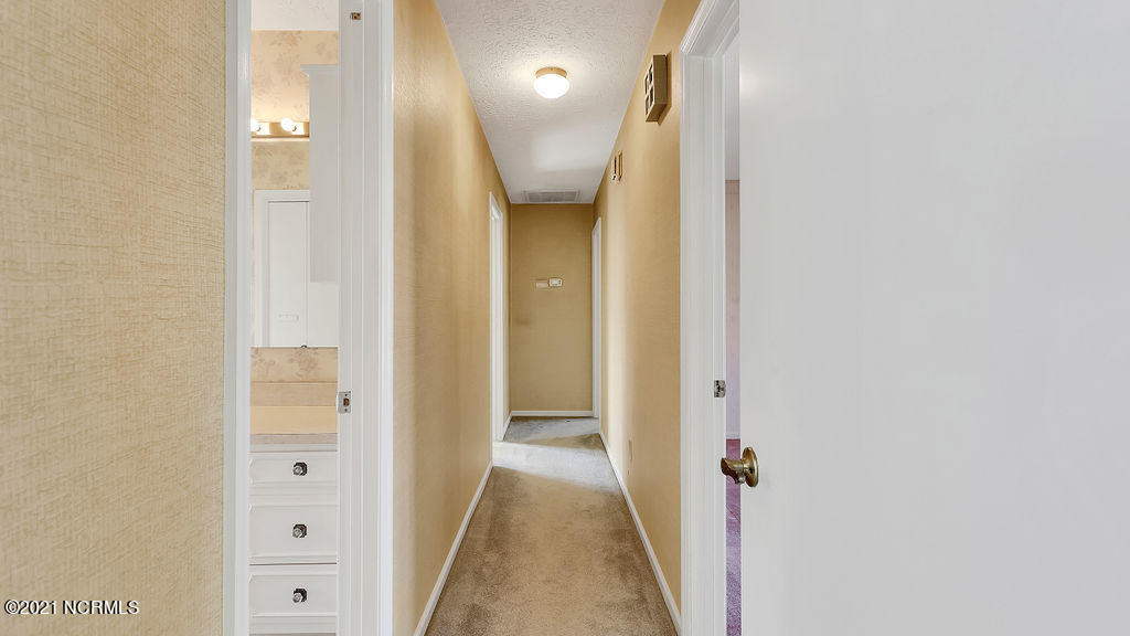 306 Bretonshire Road Wilmington, NC 28405 - Photo 16 of 38 306BretonshireRoad-17