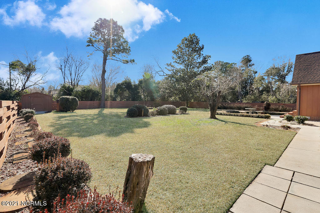 306 Bretonshire Road Wilmington, NC 28405 - Photo 36 of 38 306BretonshireRoad-31