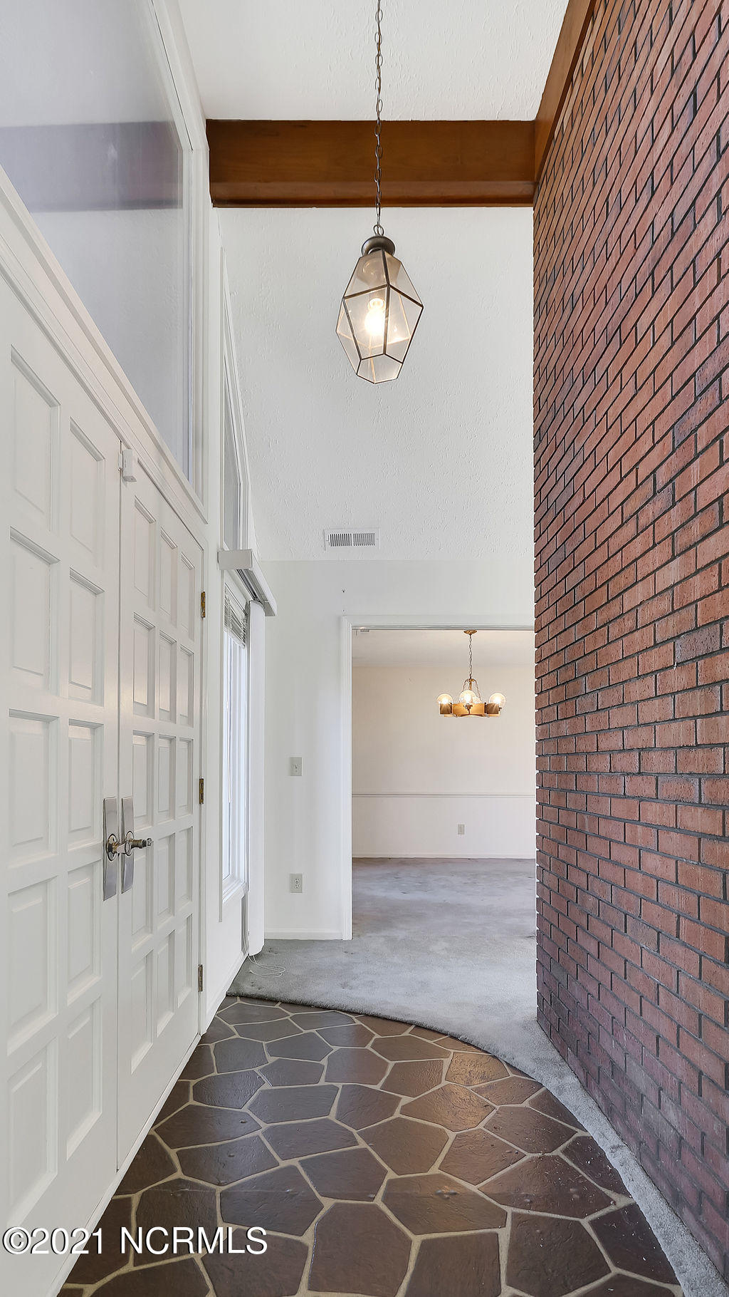 306 Bretonshire Road Wilmington, NC 28405 - Photo 6 of 38 306BretonshireRoad-06