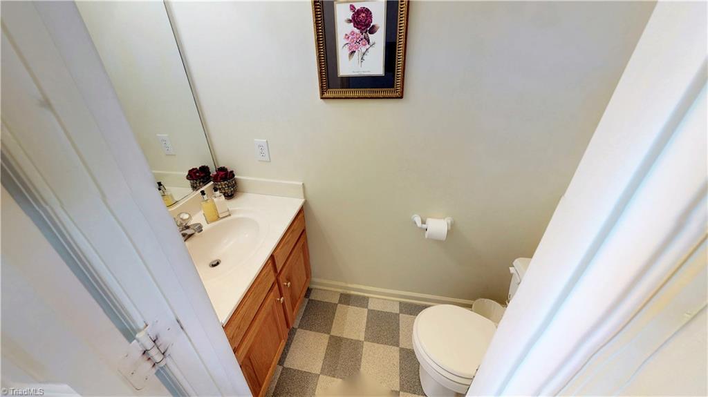 3659 Shadow Ridge Drive High Point, NC 27265 - Photo 14 of 30 Gallery Image 14
