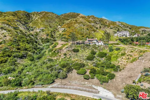 $1,195,000 | 4421 Avenida De La Encinal, Malibu, CA 90265