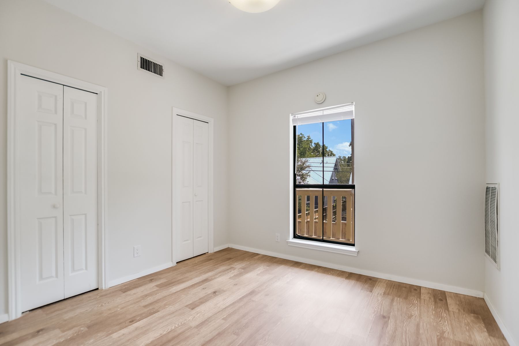 4401 Speedway, Unit 207 Austin, TX 78751 - Photo 8 of 12 Gallery Image 8