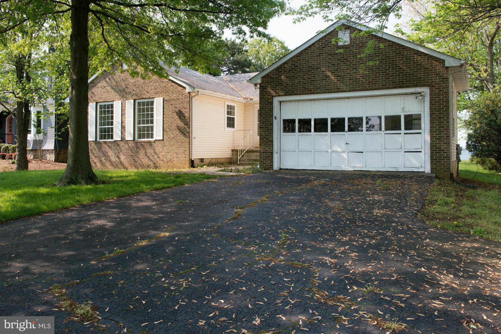 3750 Thomas Point Road Annapolis, MD 21403 - Photo 6 of 7 Exterior (General)