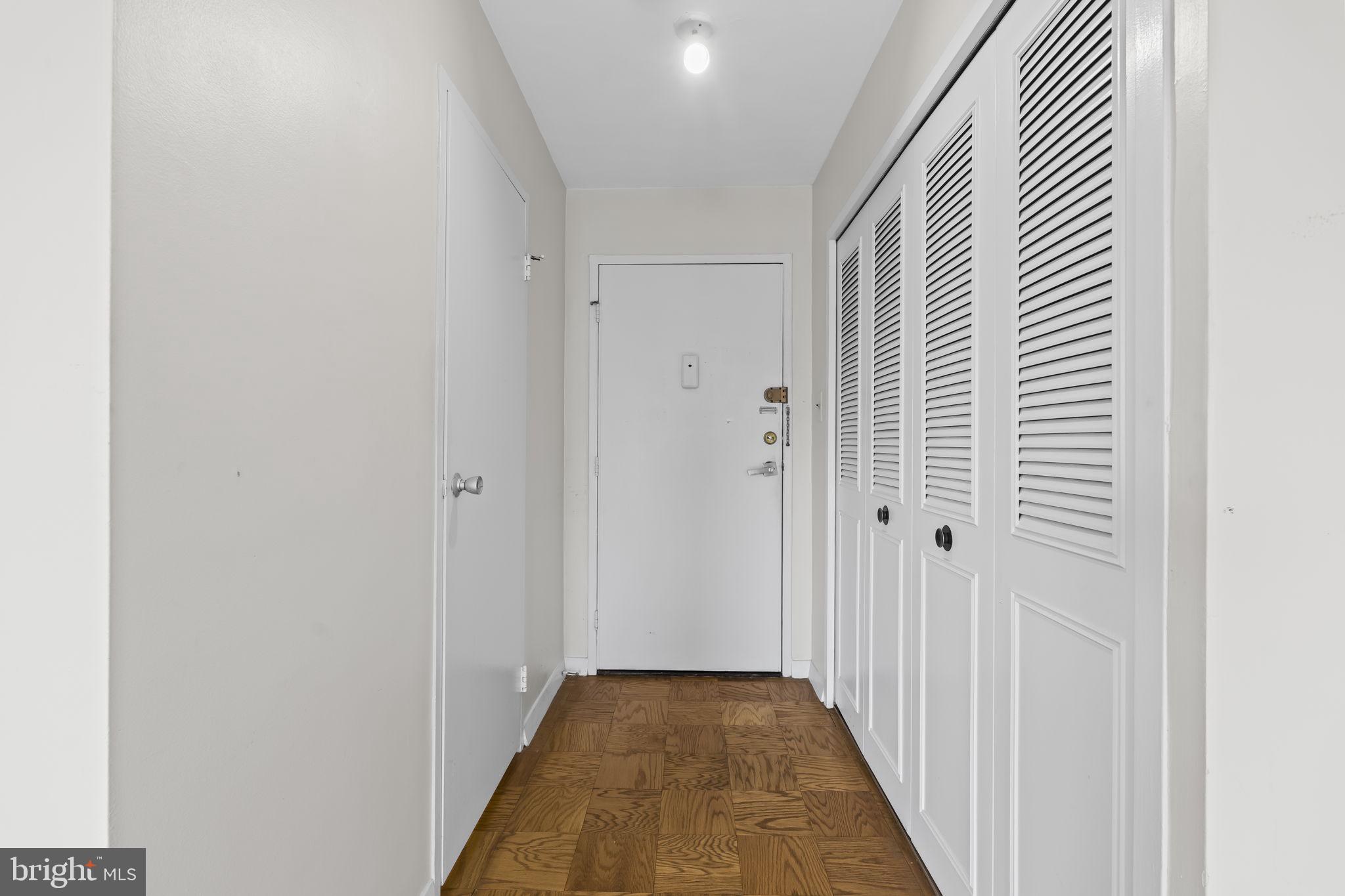 2829 Connecticut Avenue Northwest, Unit 503 Washington, DC 20008 - Photo 22 of 28 Hall and closets with walk in