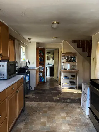 $150,000 | 6 Crooker Street, Bath, ME 04530