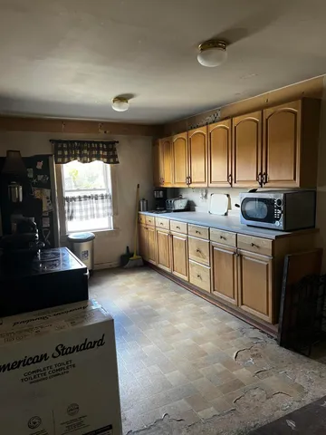 $150,000 | 6 Crooker Street, Bath, ME 04530