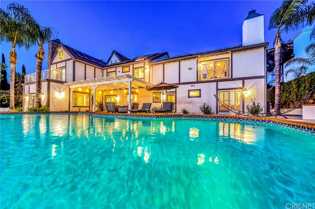 a sign that is on the side of a big yard