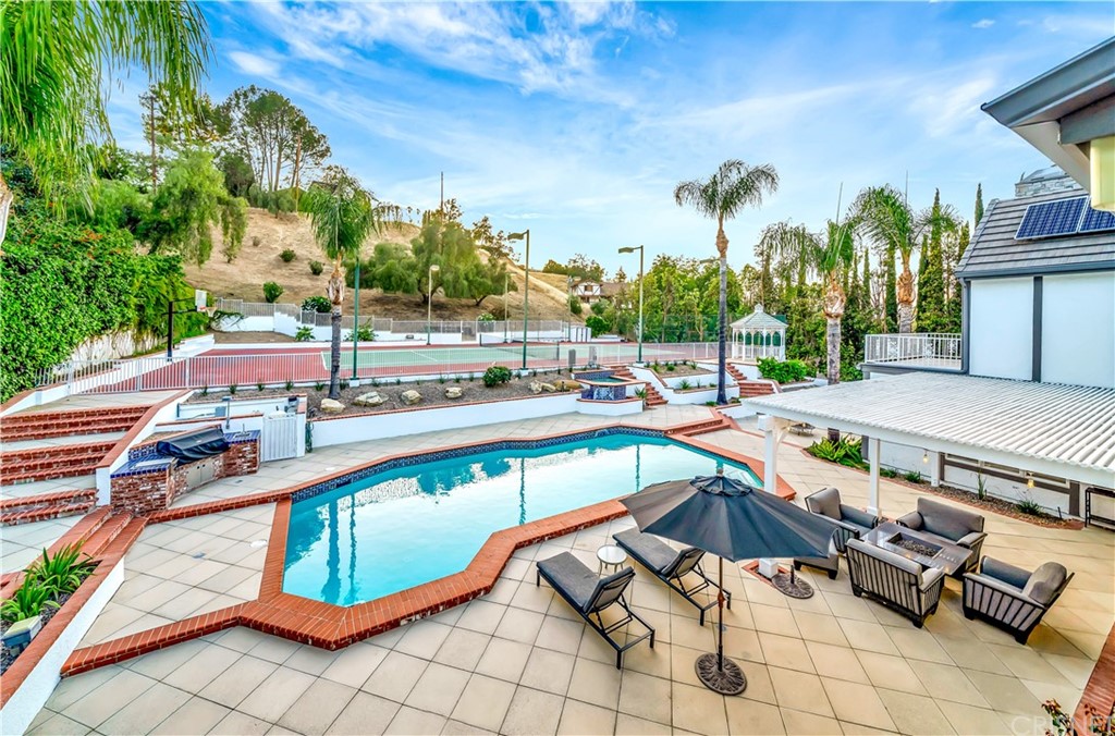 22963 Cass Avenue Woodland Hills, CA 91364 - Photo 17 of 66 View from bonus room balcony