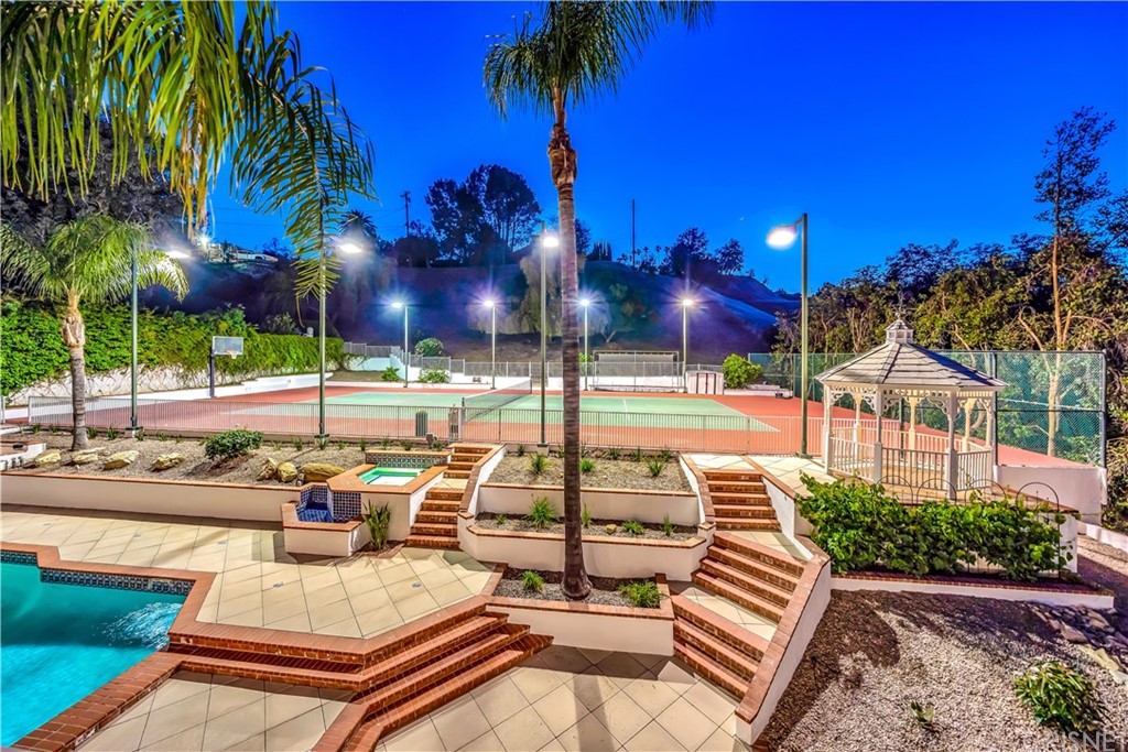 22963 Cass Avenue Woodland Hills, CA 91364 - Photo 64 of 66