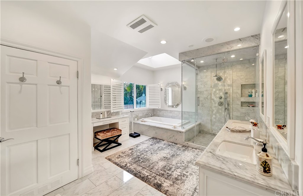 22963 Cass Avenue Woodland Hills, CA 91364 - Photo 7 of 66 Steam shower. Filtered water