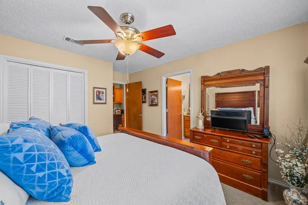 $245,000 | 1500 West Lynn Street, Slaton, TX 79364