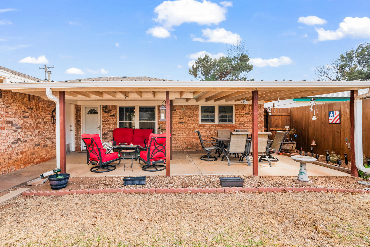 1500 West Lynn Street Slaton, TX 79364 - Photo 29 of 37 a view of a dinning room with wooden floor