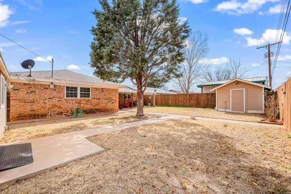 $245,000 | 1500 West Lynn Street, Slaton, TX 79364