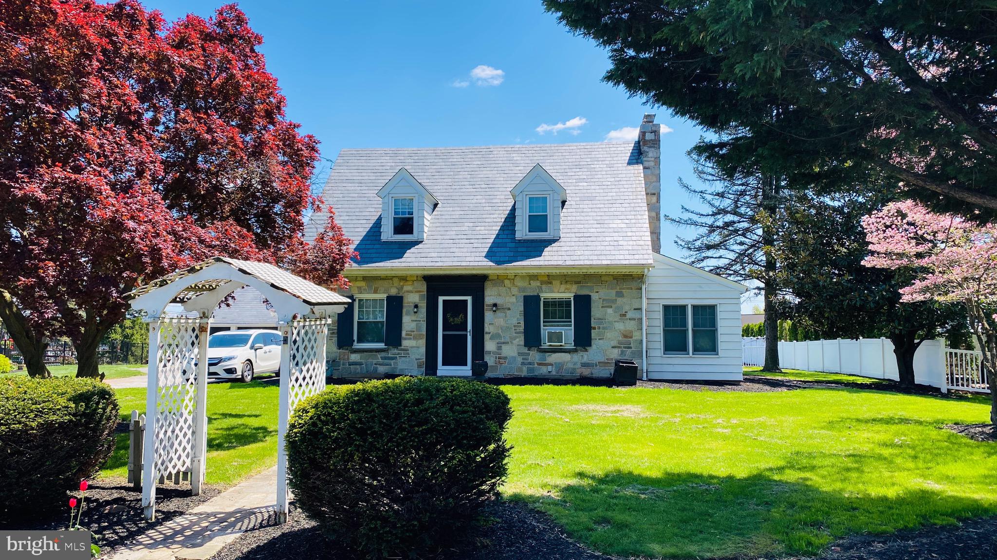 30 East Crone Road York, PA 17406 - Photo 1 of 18 Welcome Home!