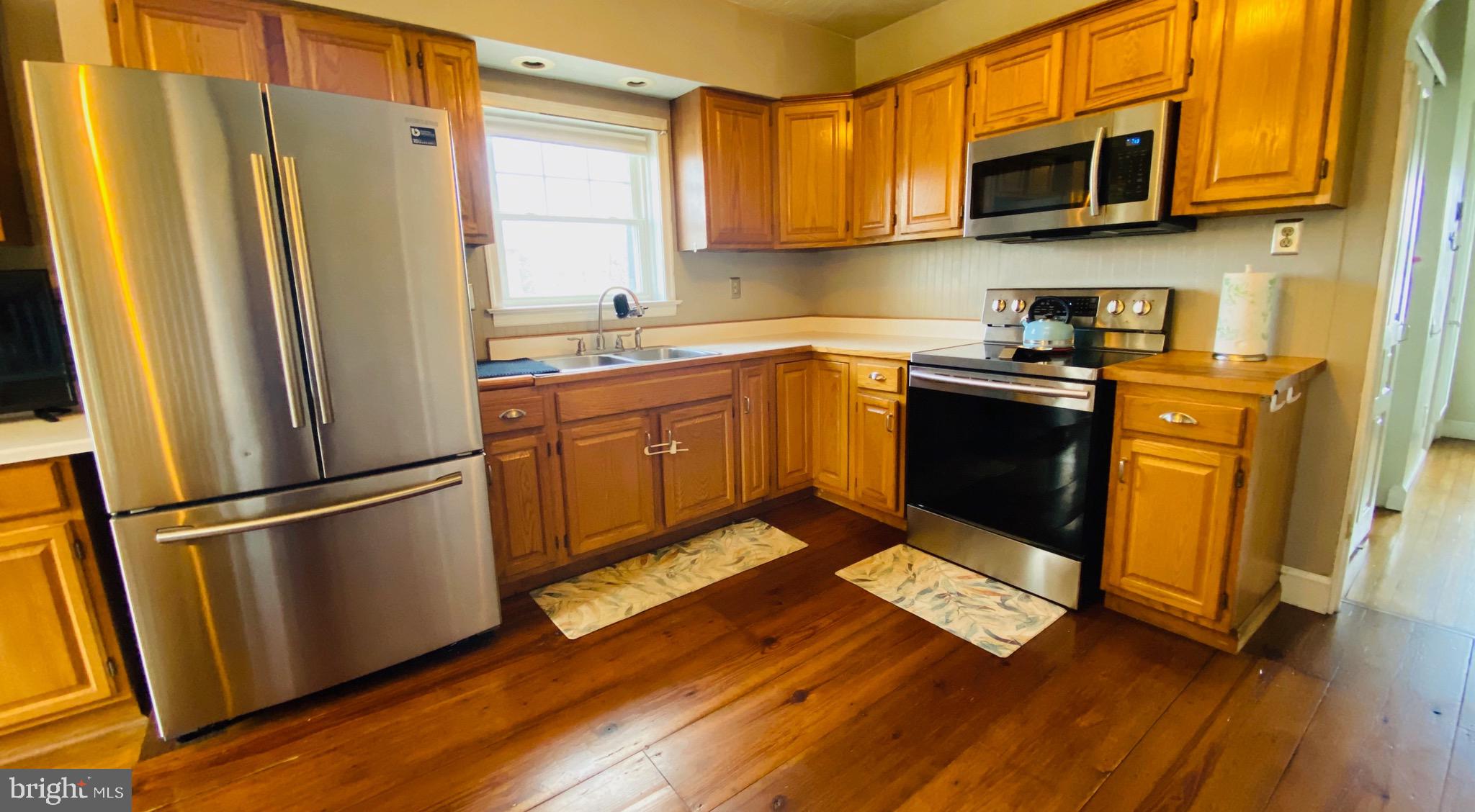30 East Crone Road York, PA 17406 - Photo 11 of 18 Stainless Appliances