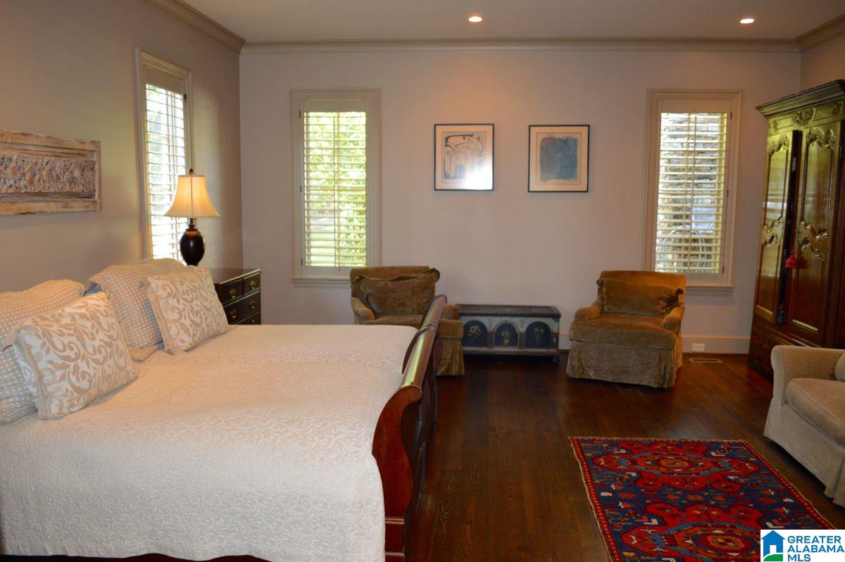 2208 Shades Crest Road Birmingham, AL 35216 - Photo 22 of 48