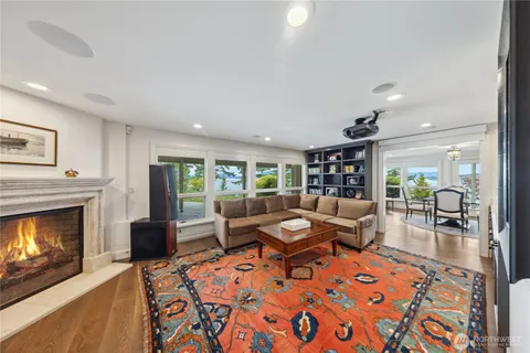 $4,750,000 | 4002 Oakes Avenue, Anacortes, WA 98221