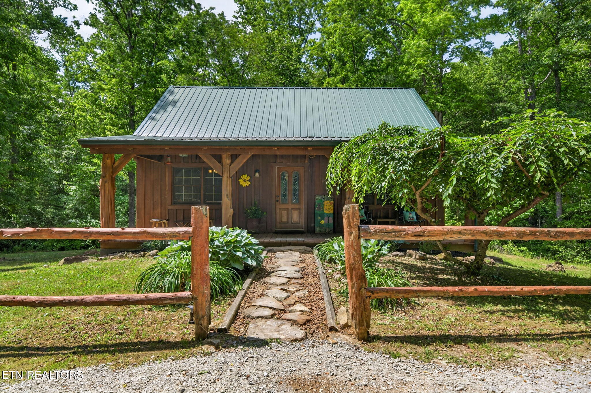 4912 Honey Creek Loop Road Allardt, TN 38504 - Photo 2 of 49 1-web-or-mls-4912 Honey Creek Loop Rd_00