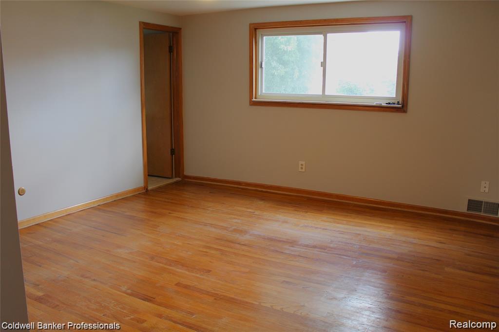 44227 Brandywyne Road Canton, MI 48187 - Photo 20 of 25
