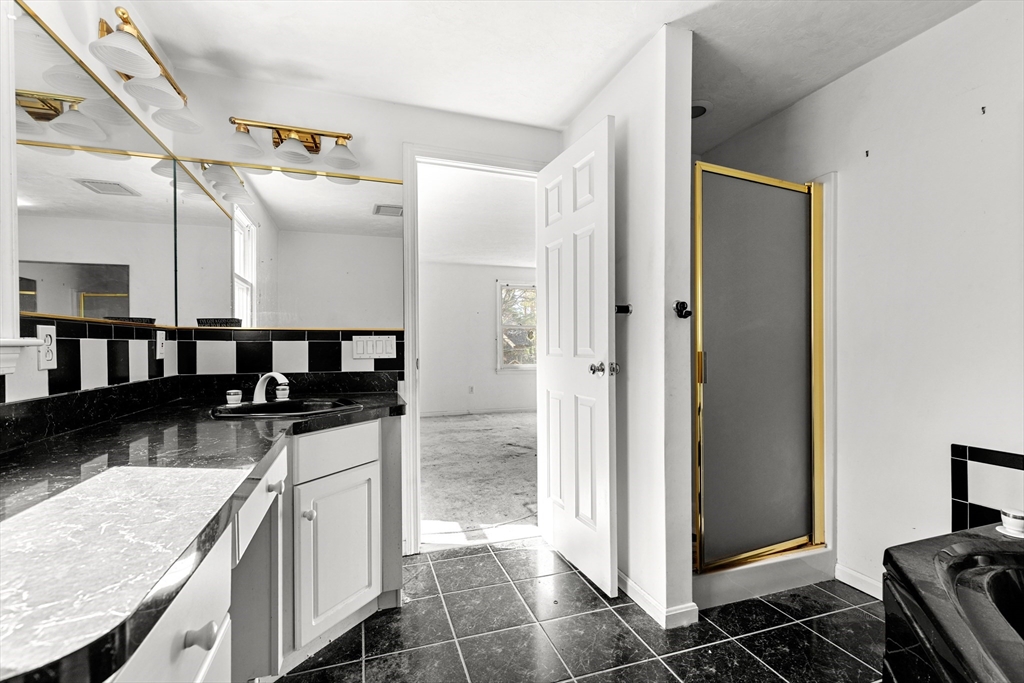 20 Dinahs Way Wareham, MA 02571 - Photo 28 of 31